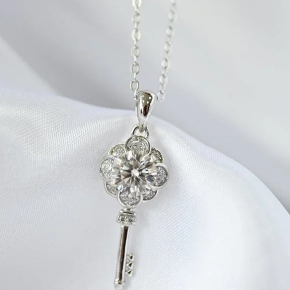 Certified 1ct. t.w. Moissanite Diamond Flower Key Necklace NEW - Picture 5 of 16